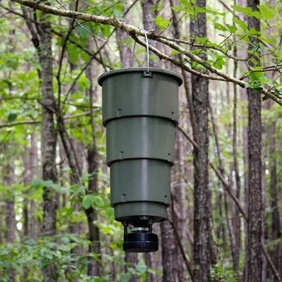 Appâtage chevreuil "Mangeoire suspendue" tout-en-un 5 gallons - Moultrie